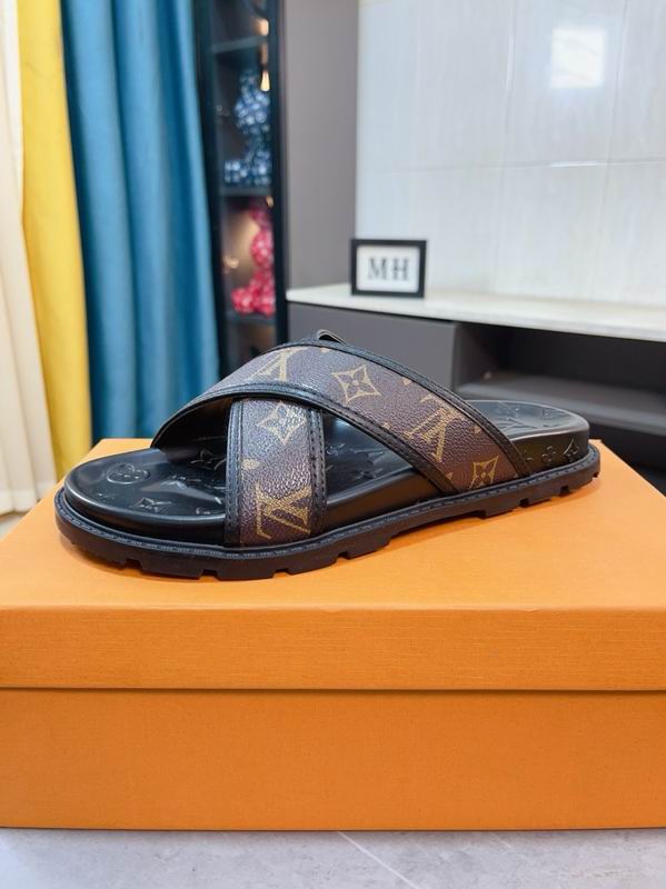 Louis Vuitton Slippers Mens ID:20250512-271